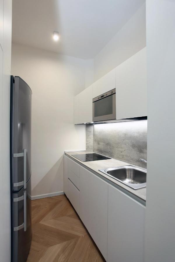 The Apartment House - Mezibranska Прага Екстер'єр фото